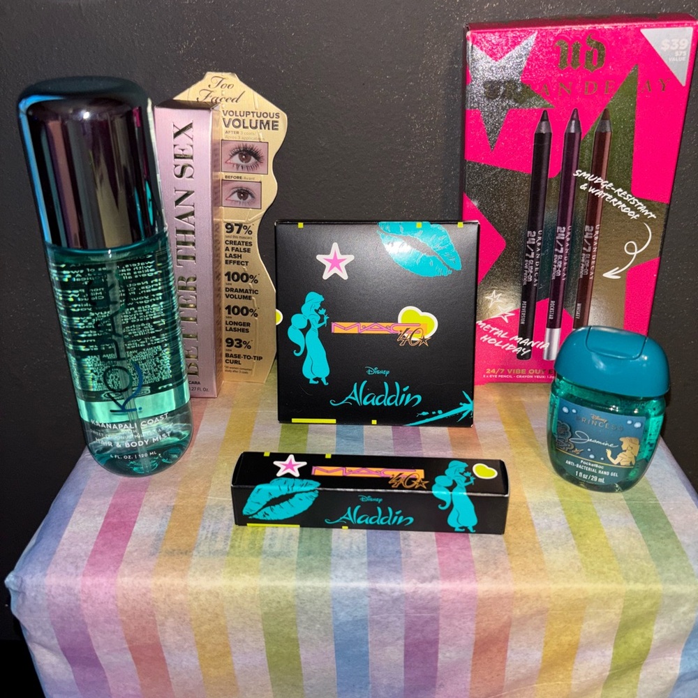 Disney MAC Aladdin Makeup Collection